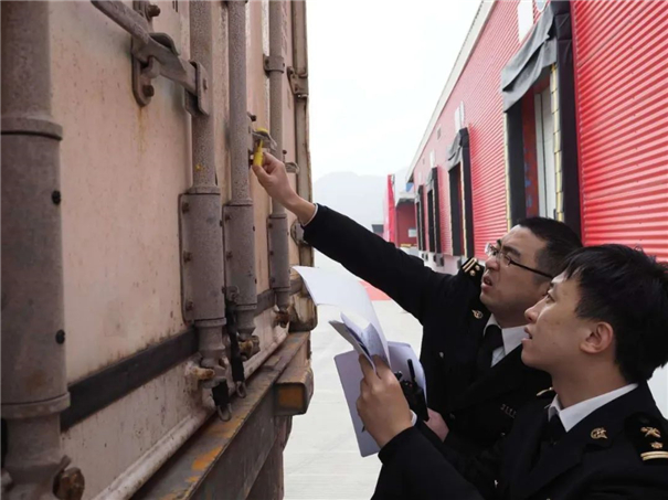 1589509670192148.jpg 進(jìn)口報(bào)關(guān)資料包括哪些