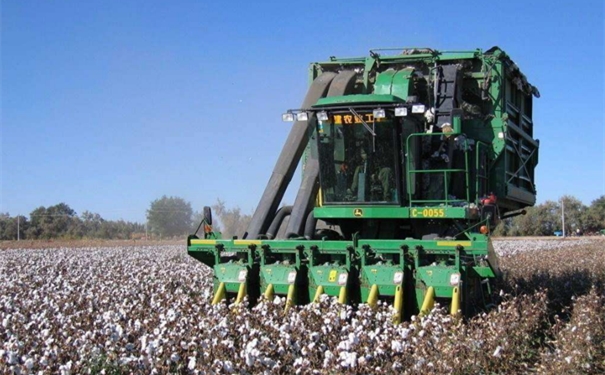 1601430042481026.jpg 采棉機(jī)進(jìn)口報(bào)關(guān)