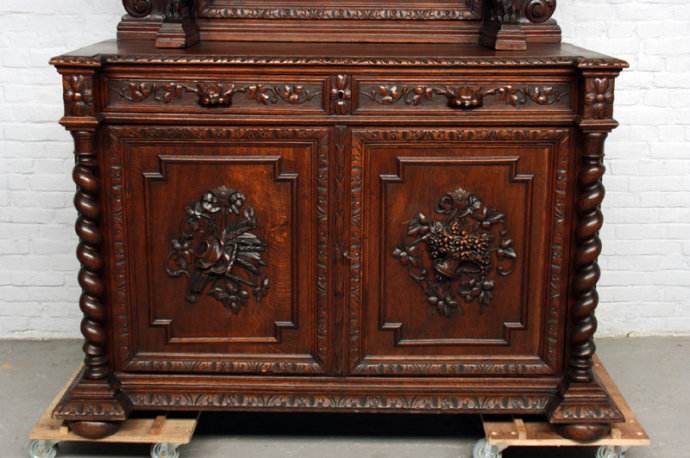 1638442390585558.jpg 古董舊家具進(jìn)口報關(guān)有案例的代理公司.jpg